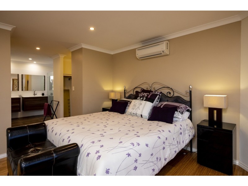 14 Colby Court, Tapping WA 6065