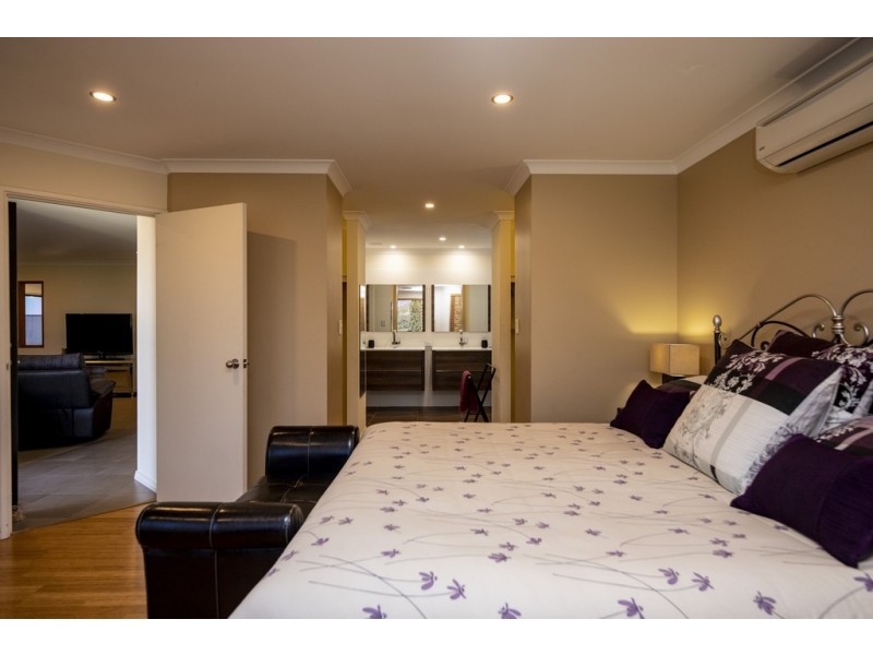 14 Colby Court, Tapping WA 6065