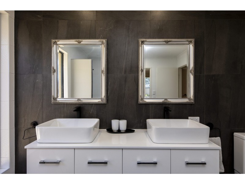 14 Colby Court, Tapping WA 6065