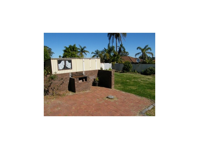 75 Wonambi Way, Wanneroo WA 6065