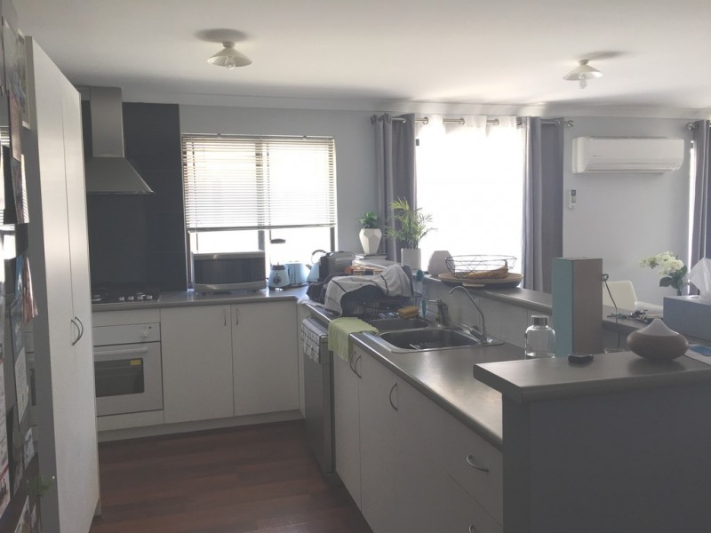 25 Vancouver Parade, Wanneroo WA 6065