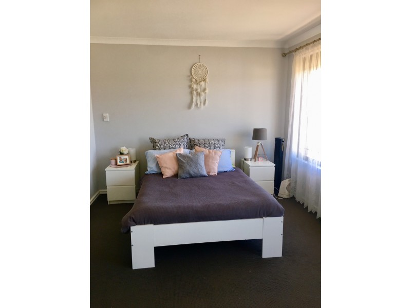 25 Vancouver Parade, Wanneroo WA 6065