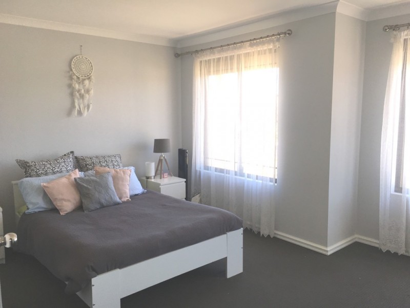 25 Vancouver Parade, Wanneroo WA 6065