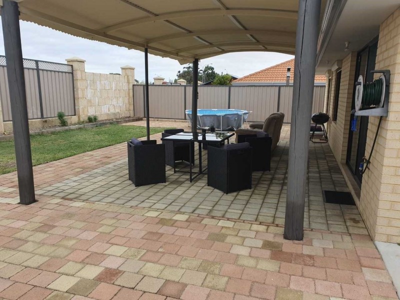 25 Vancouver Parade, Wanneroo WA 6065