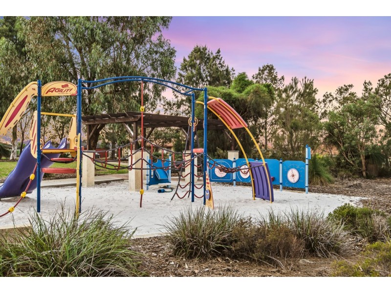 1 Repens Way, Banksia Grove WA 6031