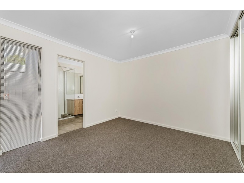 69C Danbury Cres, Girrawheen WA 6064
