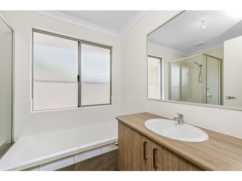 69C Danbury Cres, Girrawheen WA 6064