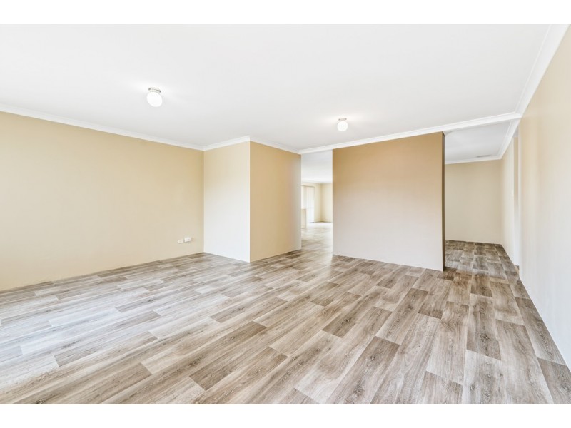 69 Wyatt Road, Hocking WA 6065