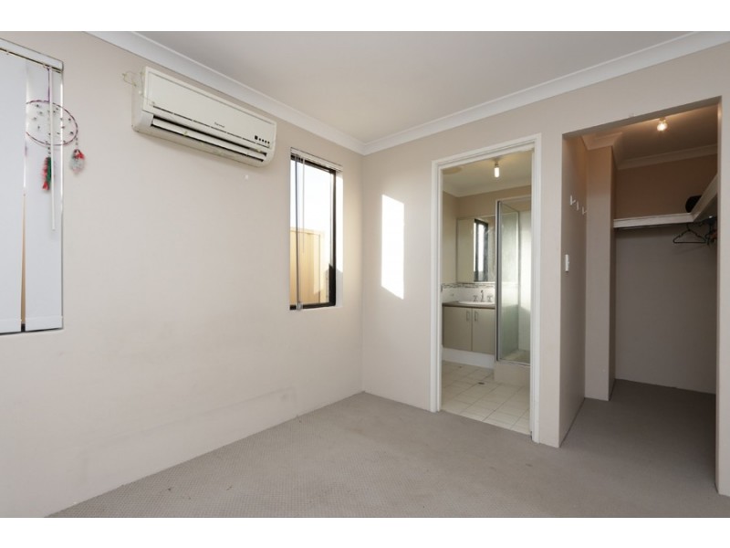 16B Titian Way, Tapping WA 6065
