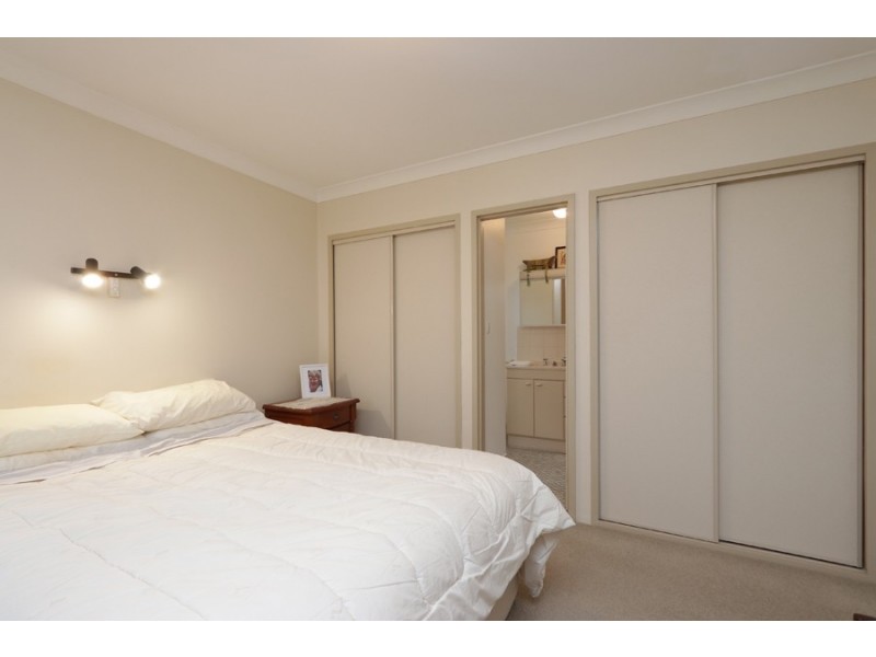 4 Iolanthe Drive, Duncraig WA 6023