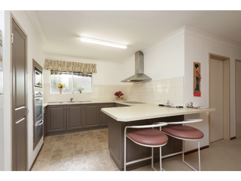 4 Iolanthe Drive, Duncraig WA 6023