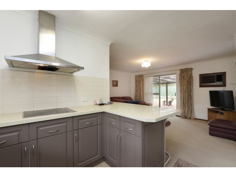 4 Iolanthe Drive, Duncraig WA 6023