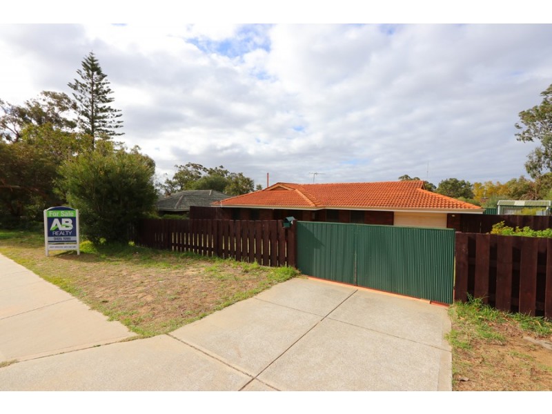 4 Iolanthe Drive, Duncraig WA 6023
