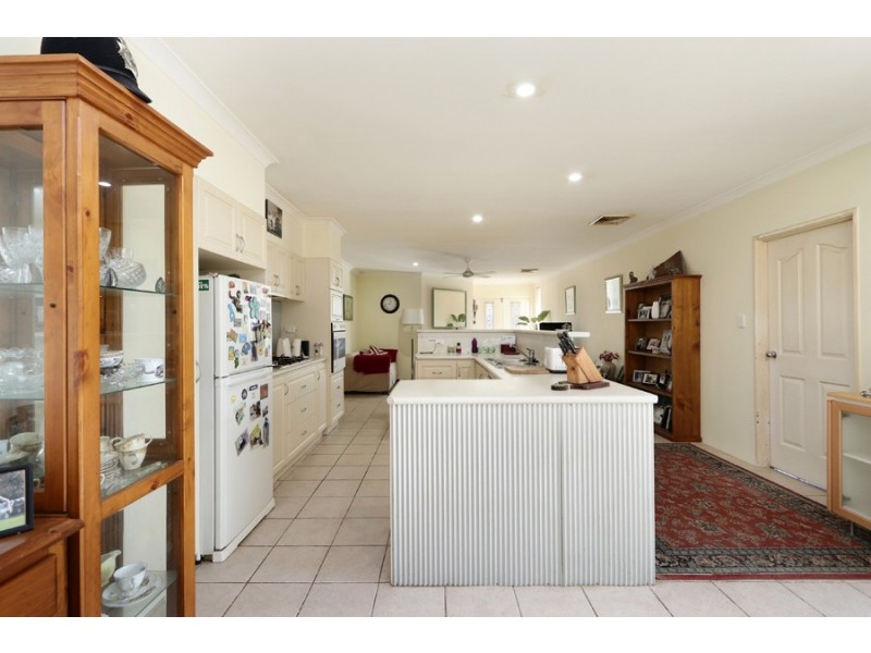 23 and 25 Lilac Hill Vista, Madeley WA 6065