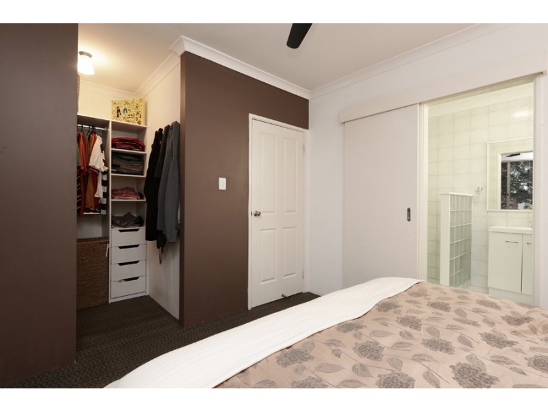 23 and 25 Lilac Hill Vista, Madeley WA 6065