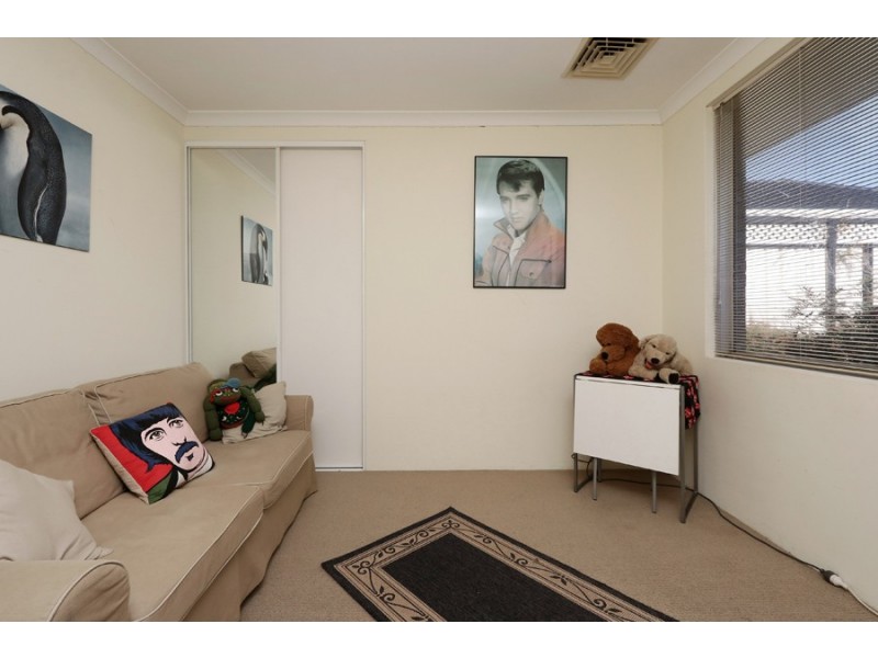 23 and 25 Lilac Hill Vista, Madeley WA 6065