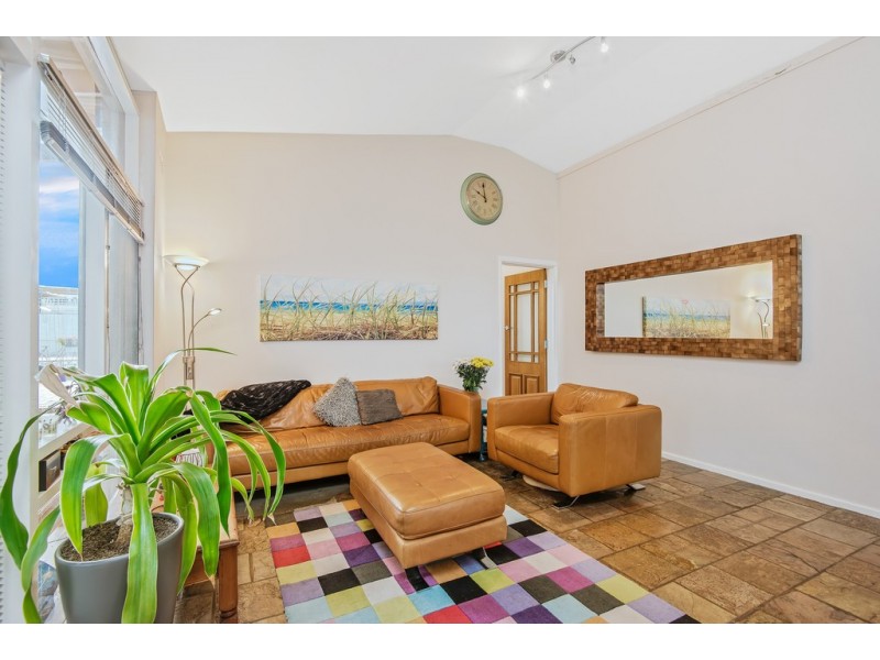 8 Taywood Drive, Wanneroo WA 6065