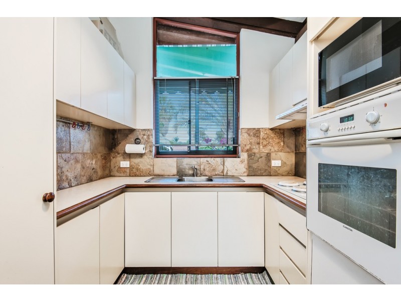 8 Taywood Drive, Wanneroo WA 6065