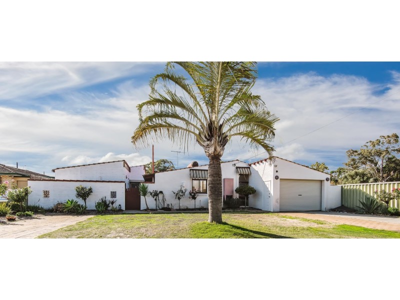 8 Taywood Drive, Wanneroo WA 6065