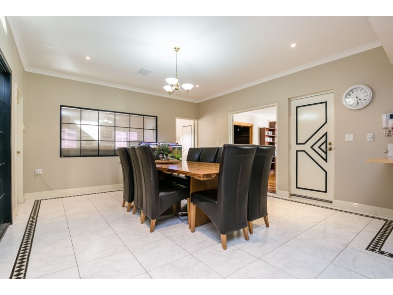 15 Cardiff Gate, Iluka WA 6028