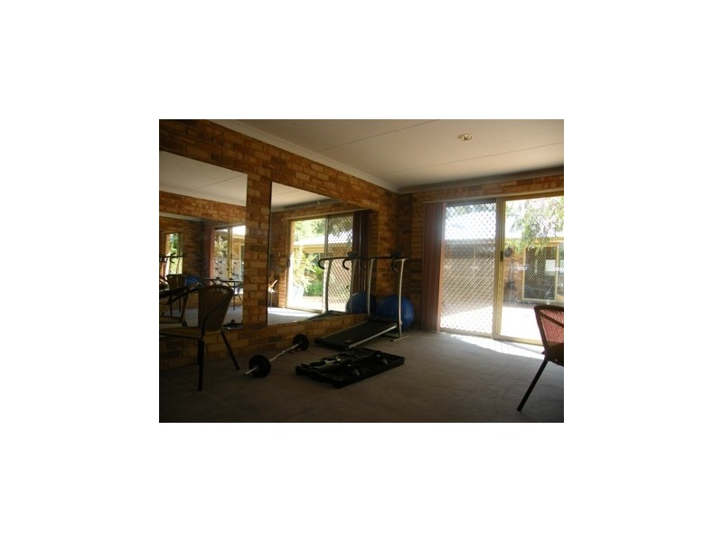 4 Agonis Place, Wanneroo WA 6065