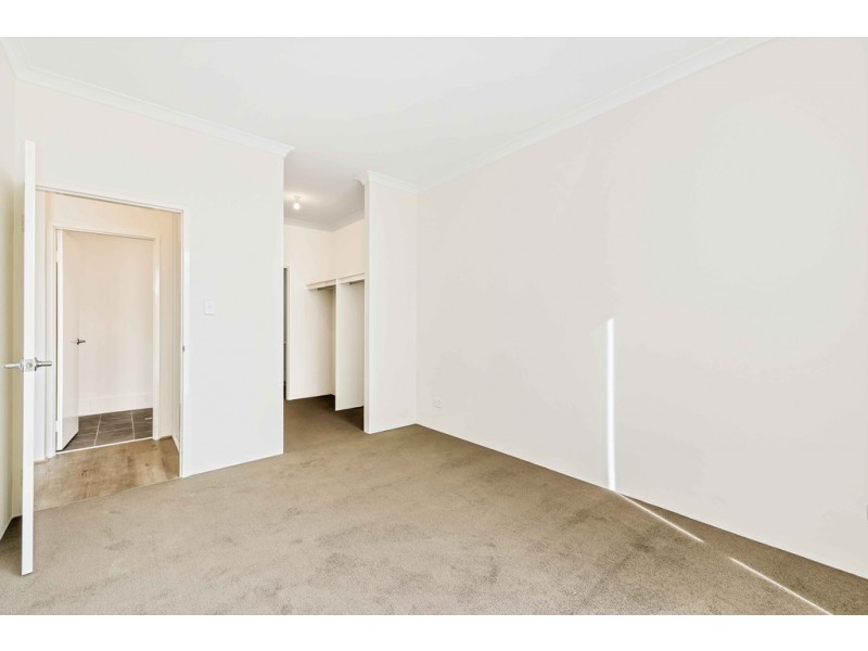 63 Cosmia Grove, Jindalee WA 6036