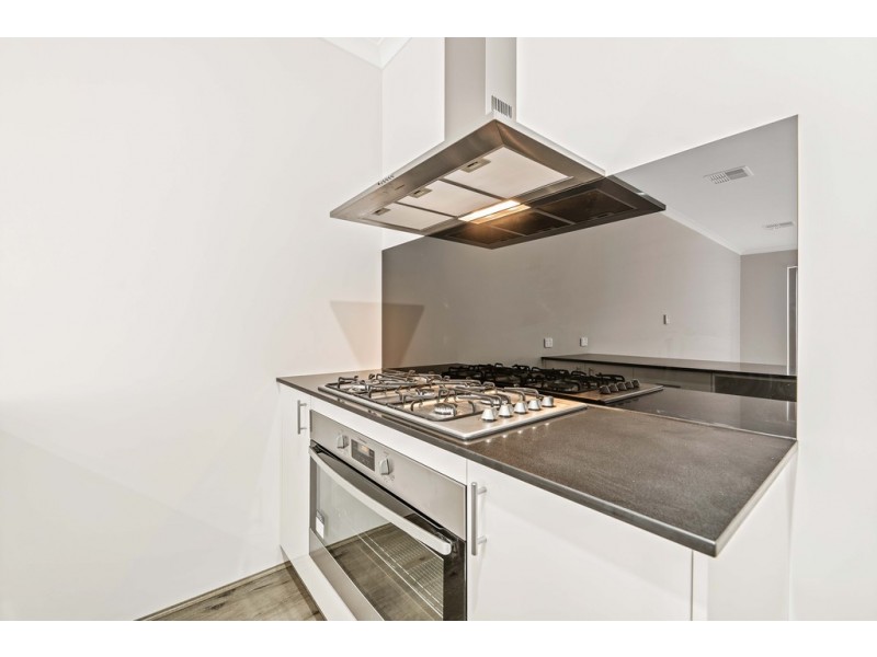 63 Cosmia Grove, Jindalee WA 6036