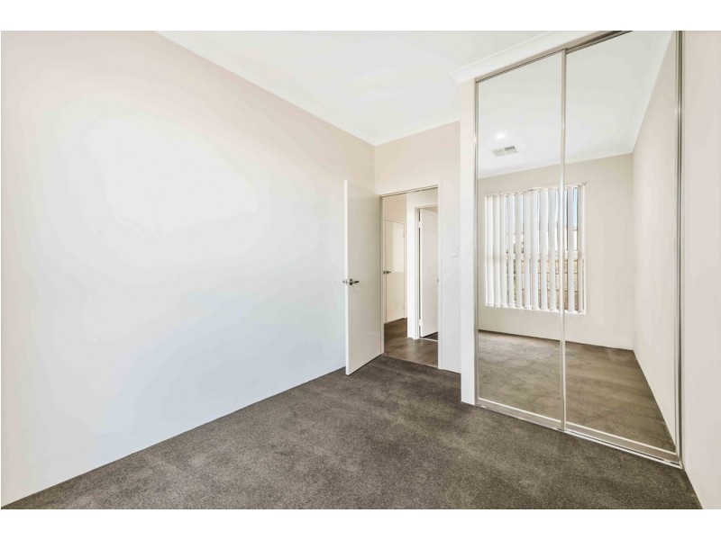 63 Cosmia Grove, Jindalee WA 6036