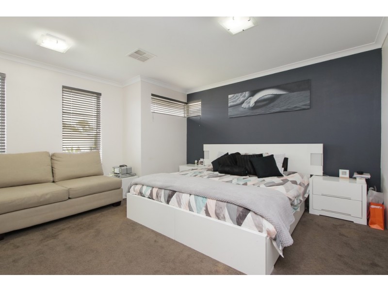 10 Salzburg Way, Wanneroo WA 6065