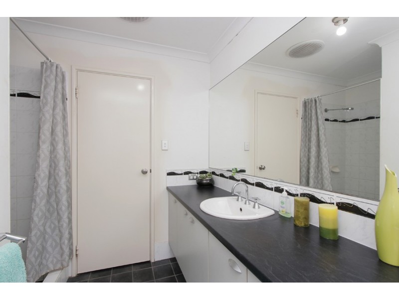 10 Salzburg Way, Wanneroo WA 6065