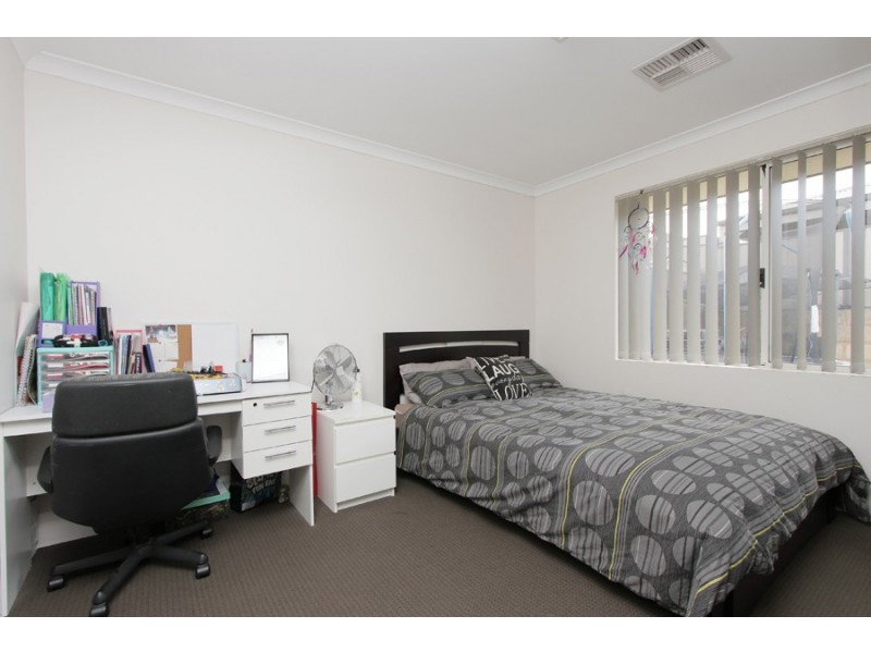 10 Salzburg Way, Wanneroo WA 6065