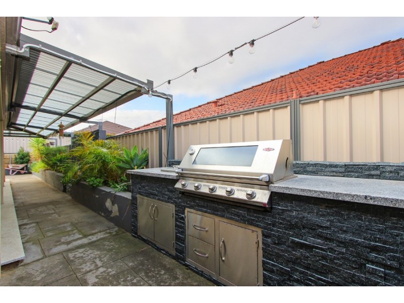 10 Salzburg Way, Wanneroo WA 6065