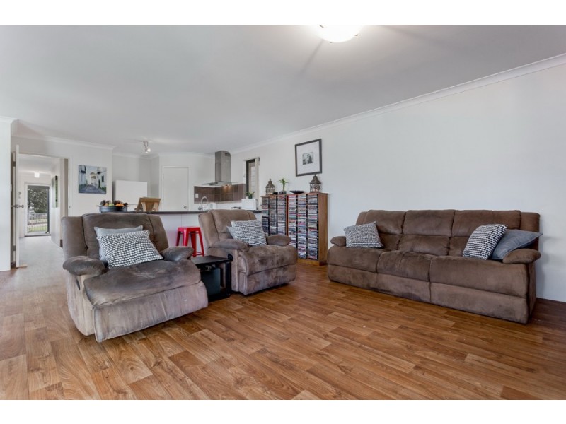 47 Willard Circuit, Banksia Grove WA 6031