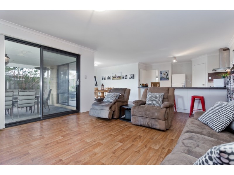 47 Willard Circuit, Banksia Grove WA 6031