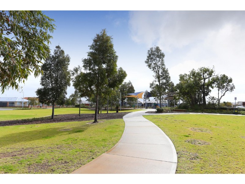 47 Willard Circuit, Banksia Grove WA 6031
