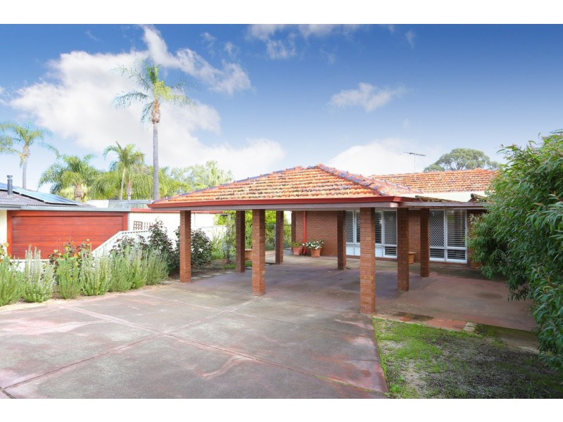 22a Manbari Crescent, Wanneroo WA 6065