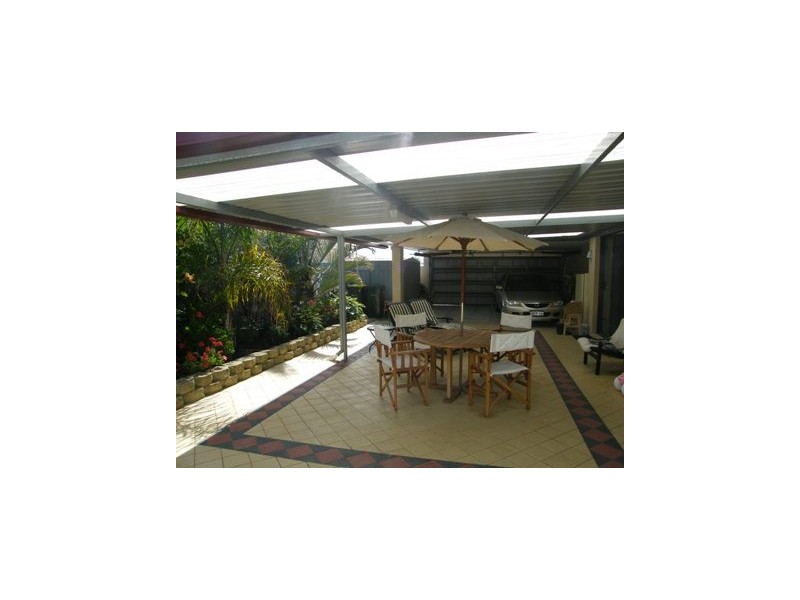 6 Macalpine Retreat, Kinross WA 6028