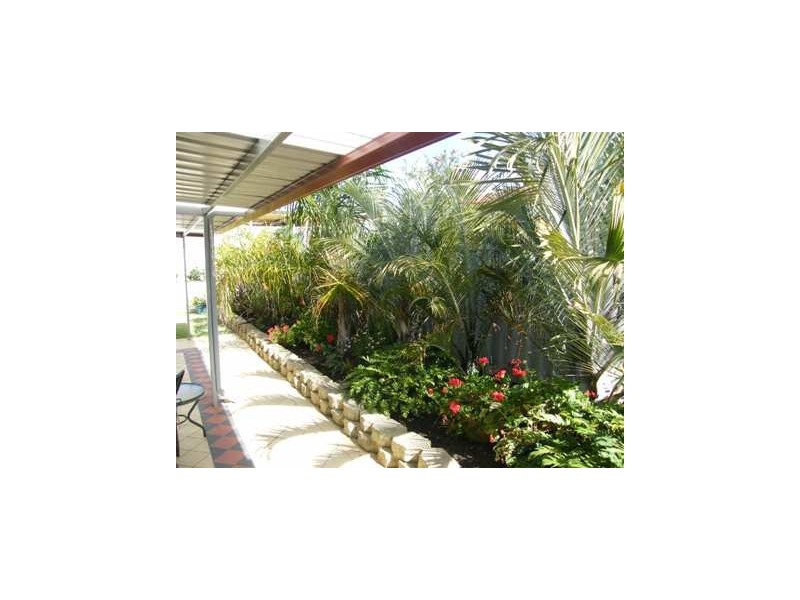 6 Macalpine Retreat, Kinross WA 6028