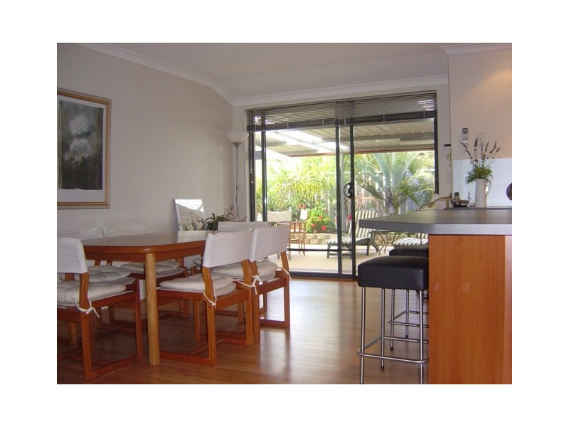 6 Macalpine Retreat, Kinross WA 6028