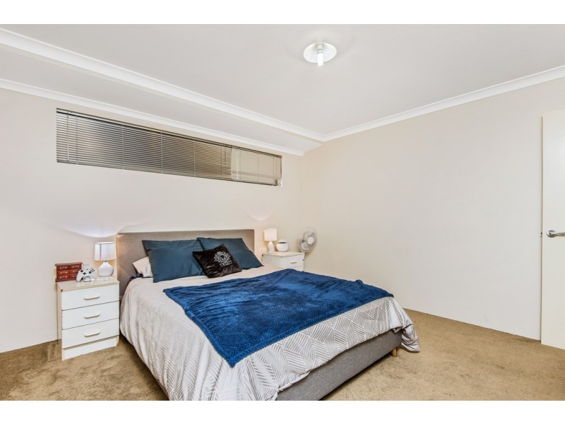 63 Grandis Boulevard, Banksia Grove WA 6031