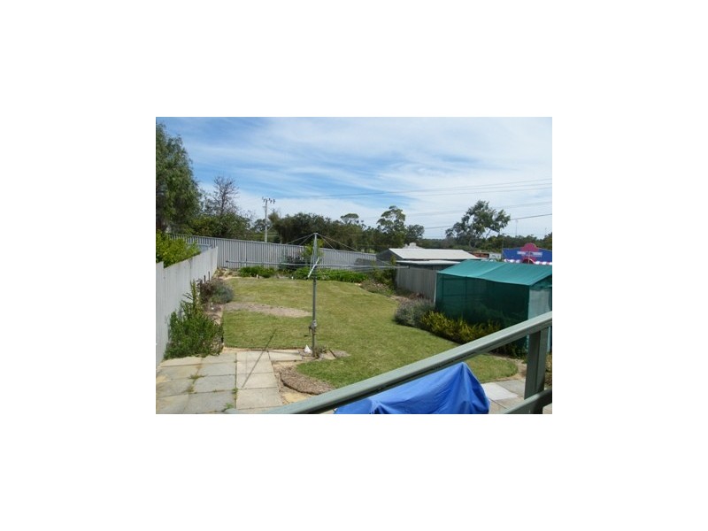 4A  Sinagra Street, Wanneroo WA 6065