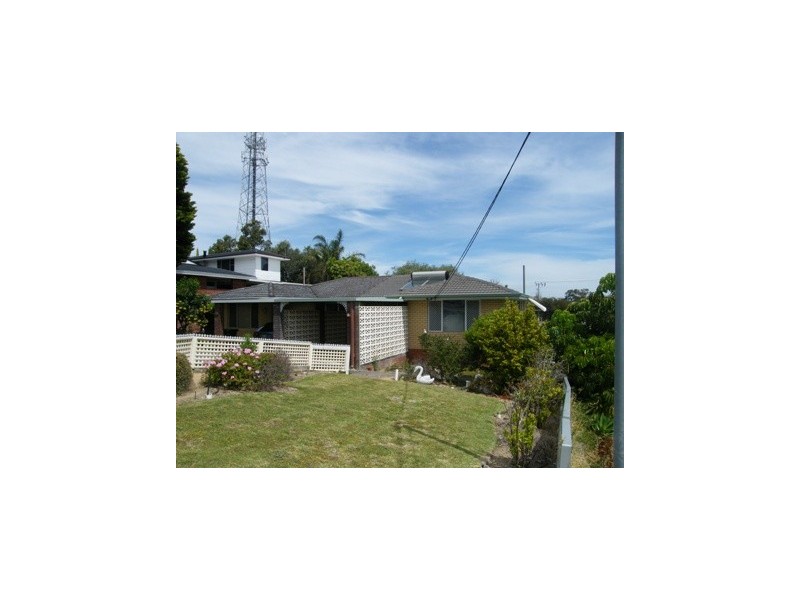 4A  Sinagra Street, Wanneroo WA 6065