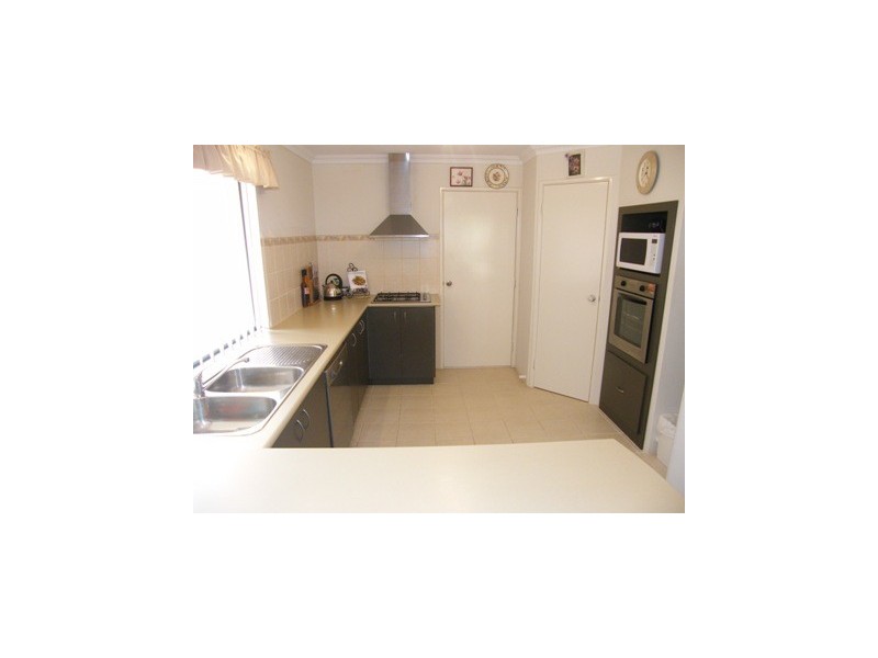 11 Mondrian App, Ashby WA 6065