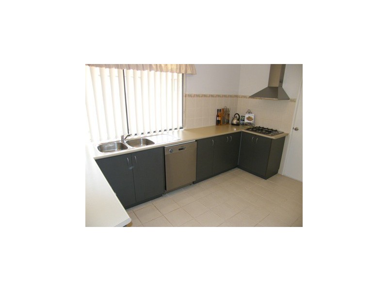 11 Mondrian App, Ashby WA 6065