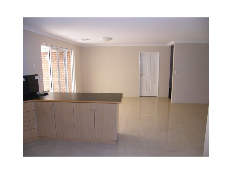 6 Andrews Turn, Wanneroo WA 6065