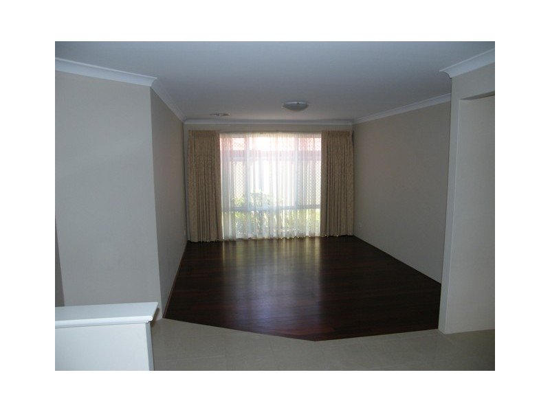 6 Andrews Turn, Wanneroo WA 6065