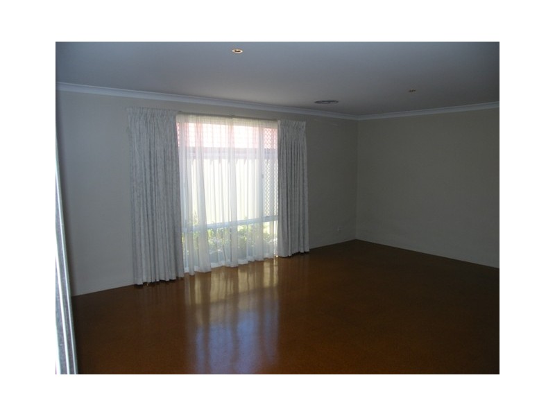 6 Andrews Turn, Wanneroo WA 6065