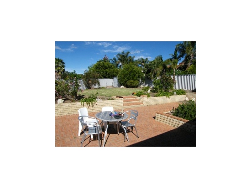 12 Samuel pl, Wanneroo WA 6065