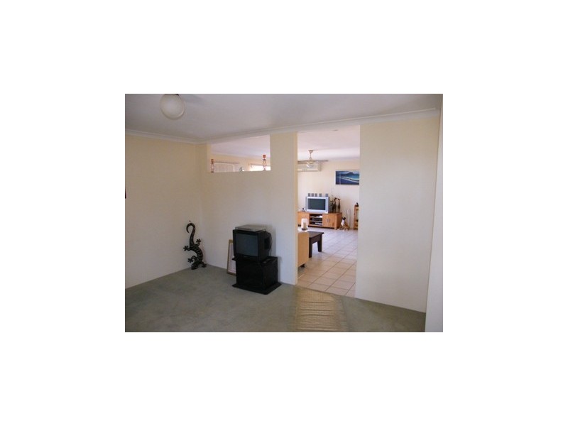 12 Samuel pl, Wanneroo WA 6065