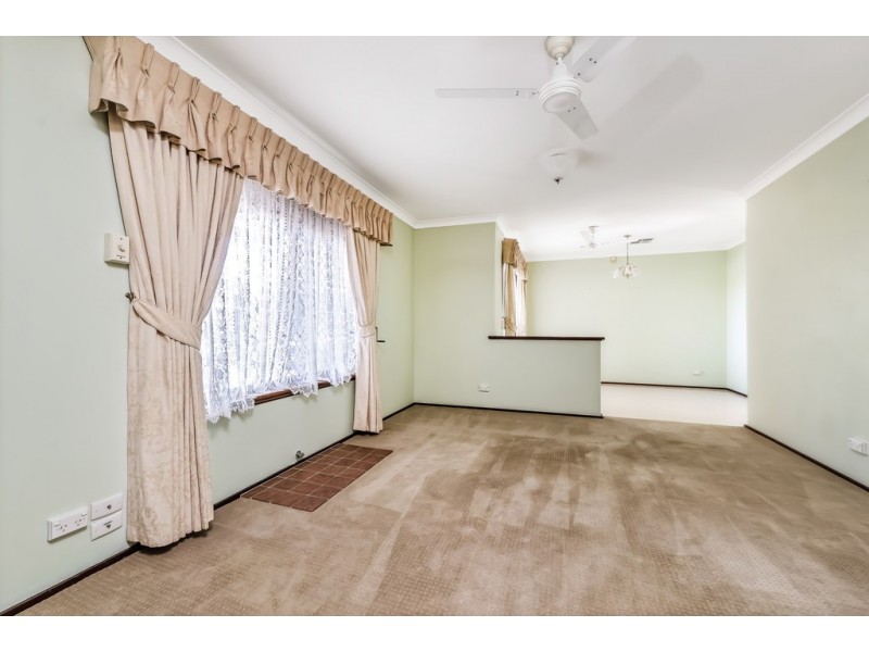 25 Topeka Place, Wanneroo WA 6065